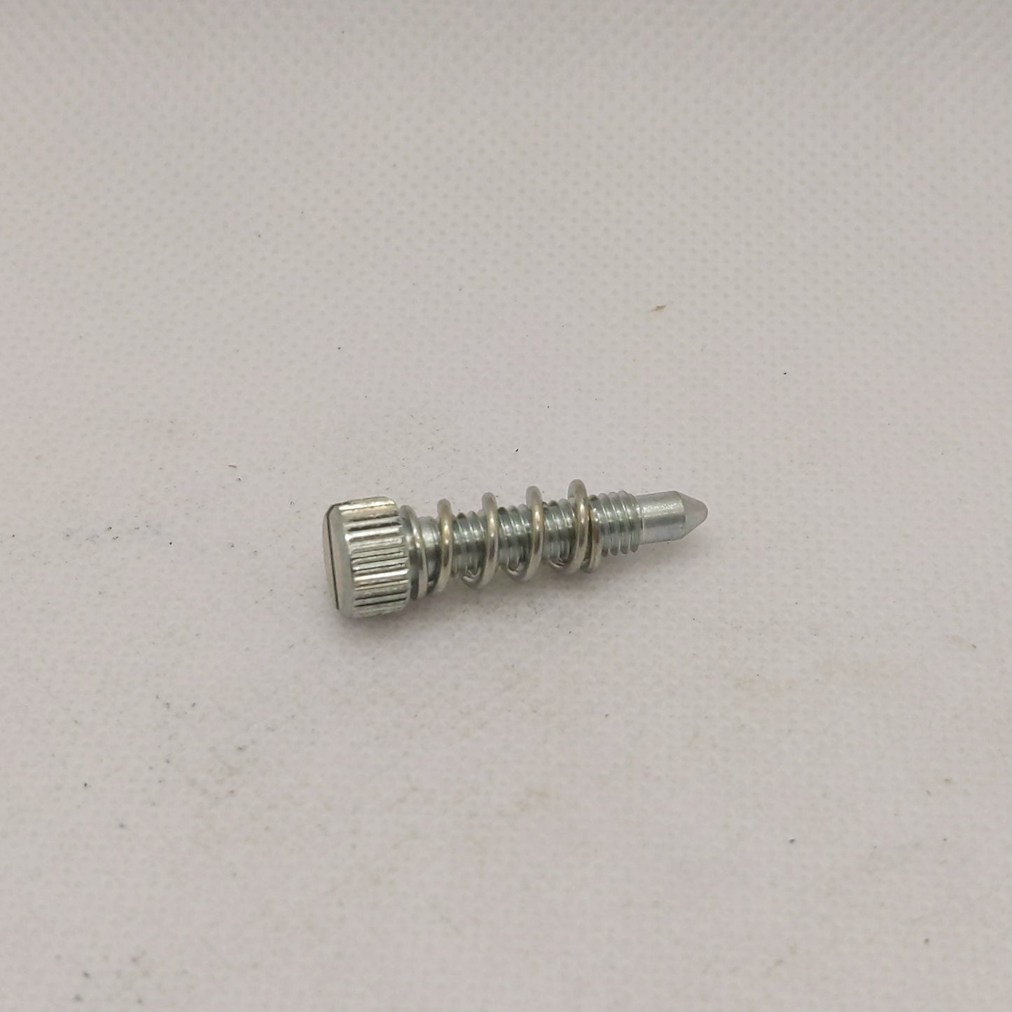 RCMU0011 CARB IDLE ADJUSTMENT SCREW #18
