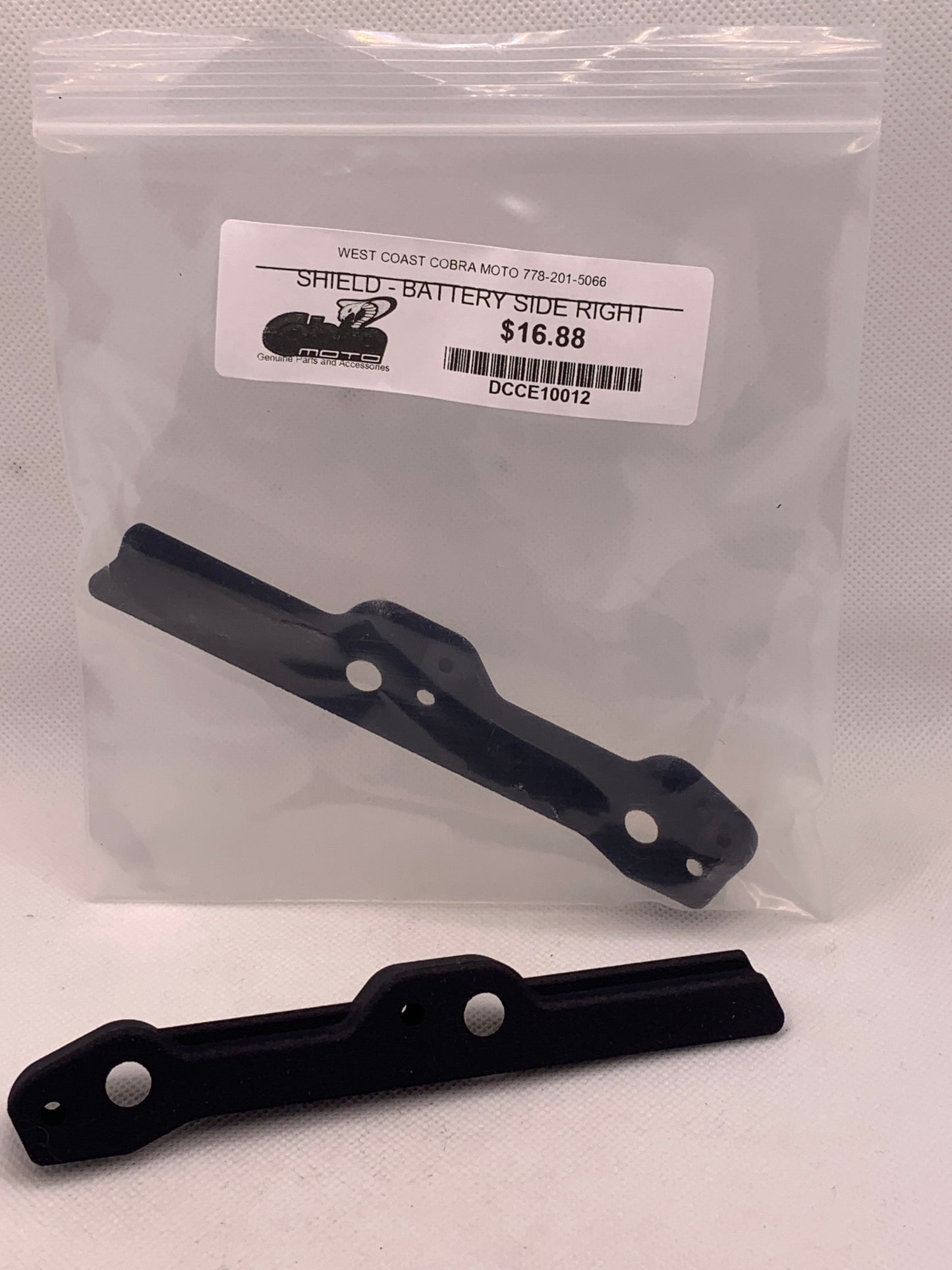 DCCE10012 Battery shield right side