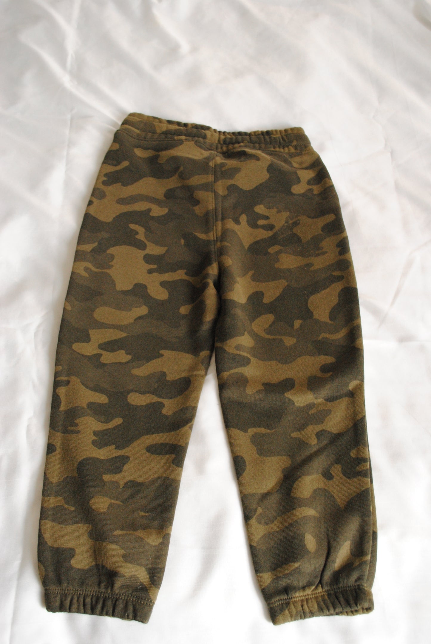 YOUTH JOGGERS NEW LOGO CAMO