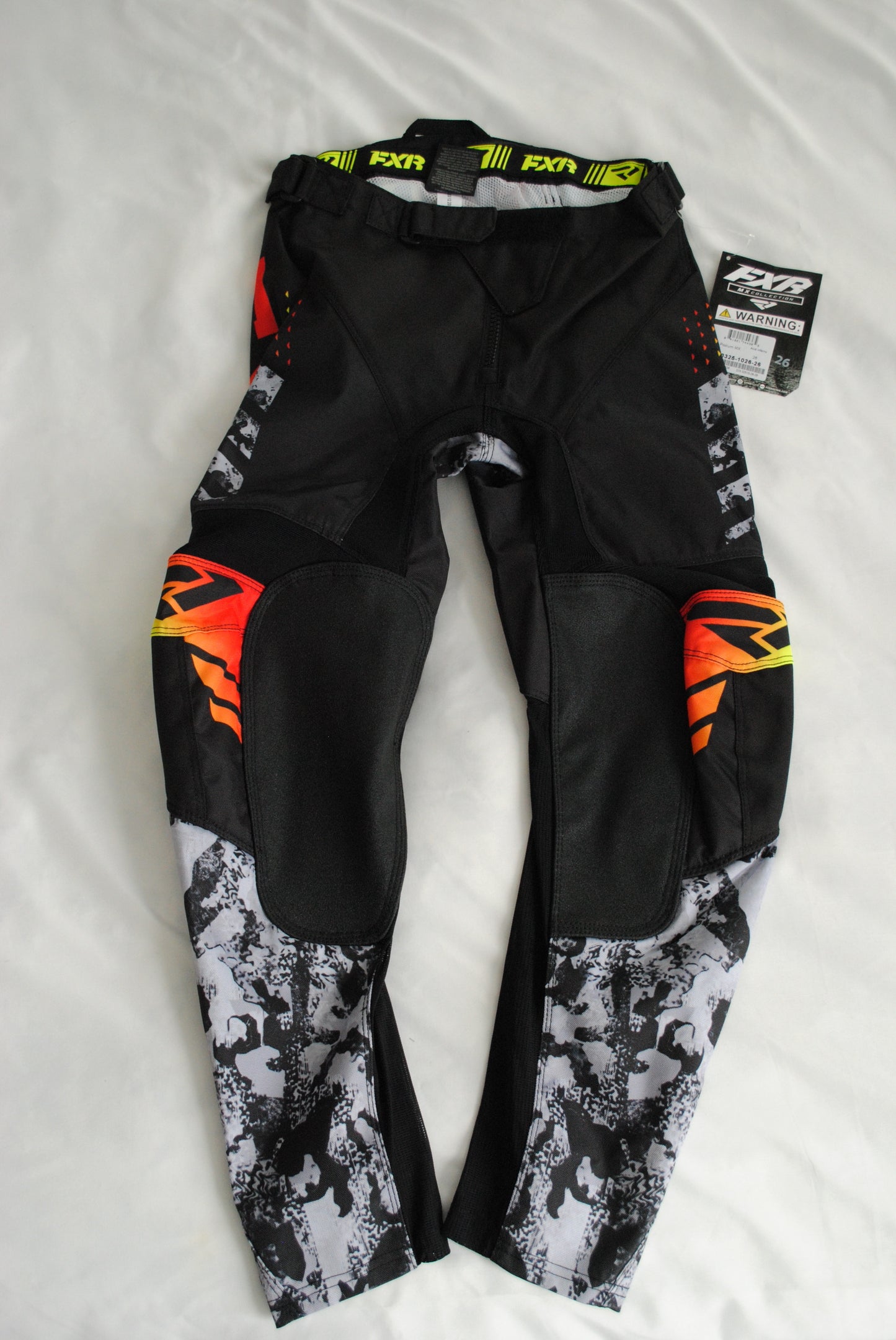 FXR Youth Podium Jersey (L) & Pants (26) Set - PIXLE