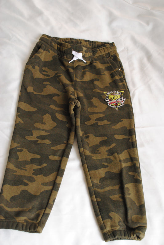 YOUTH JOGGERS NEW LOGO CAMO