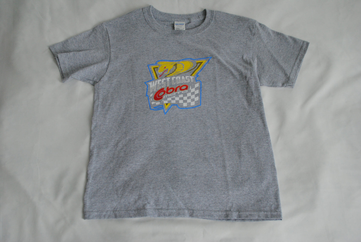 Youth T shirt GREY (no background)